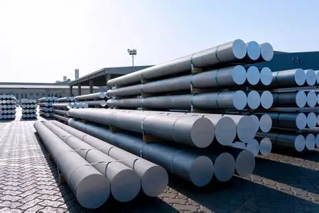 画像：【アルミ製品製造】機械オペレーション　交替勤務！